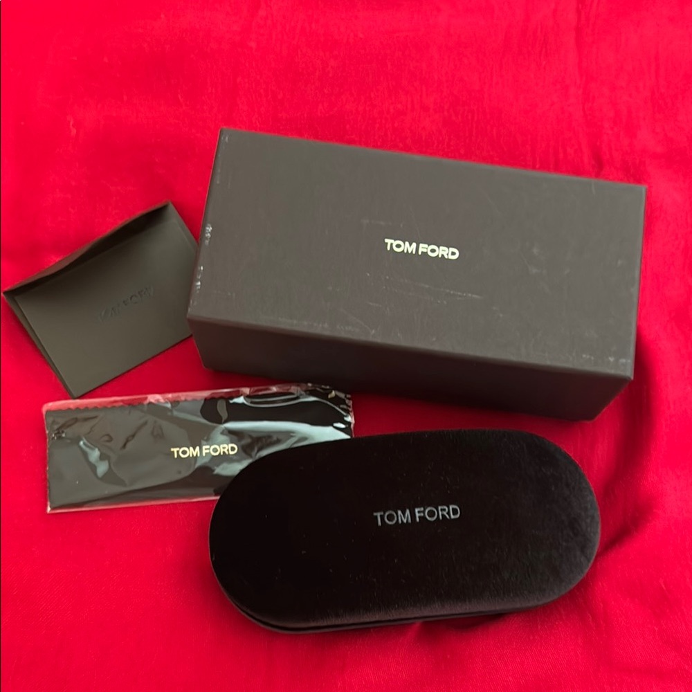 Tom Ford Black Eyewear Set
